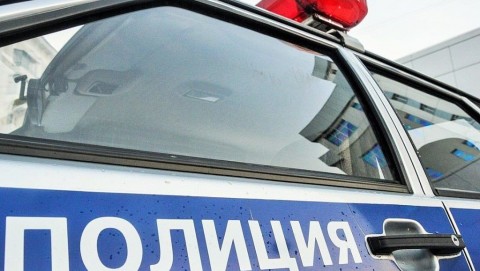 Житель одного из районов края подозревается в хищении более 30 000 рублей у барнаульских студенток